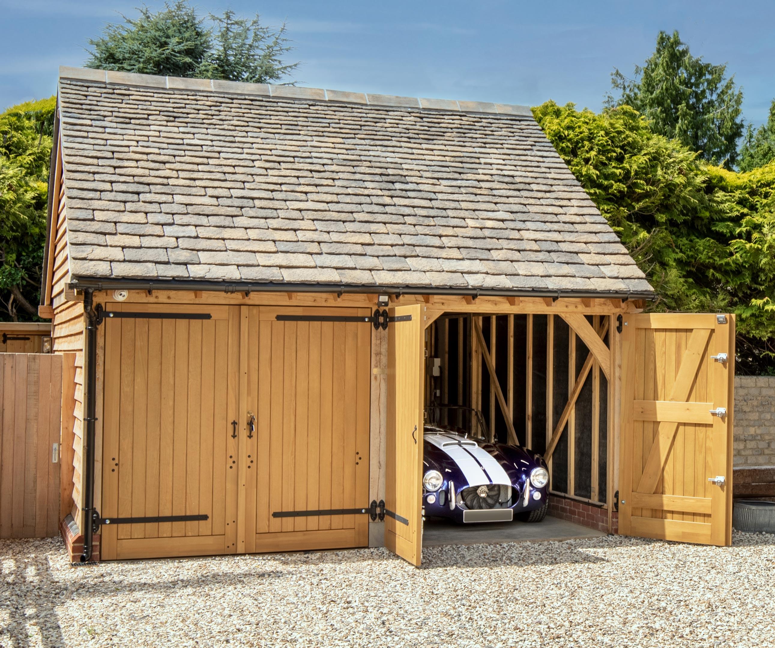 Single storey oak and timber framed garages