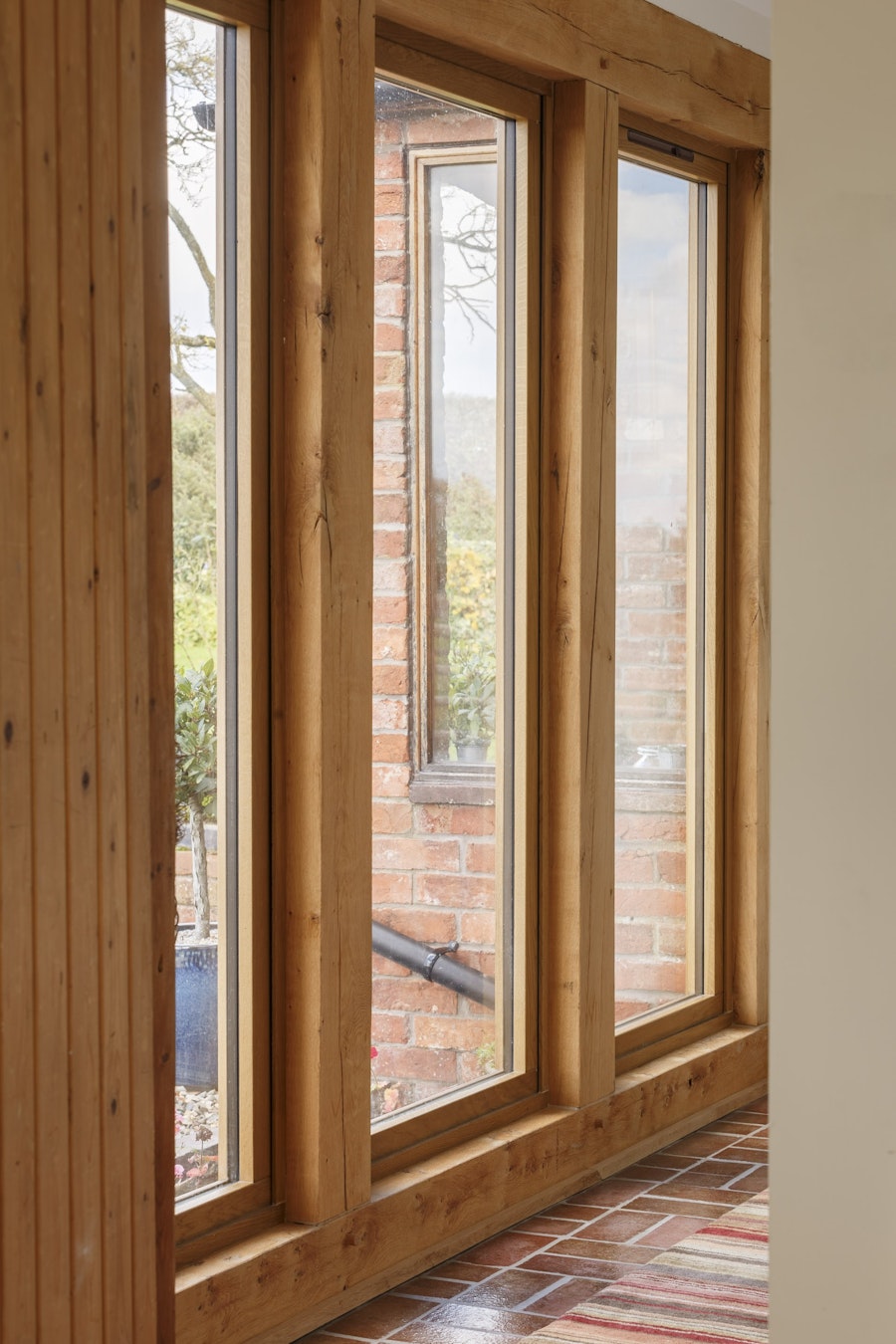 Oak frame windows