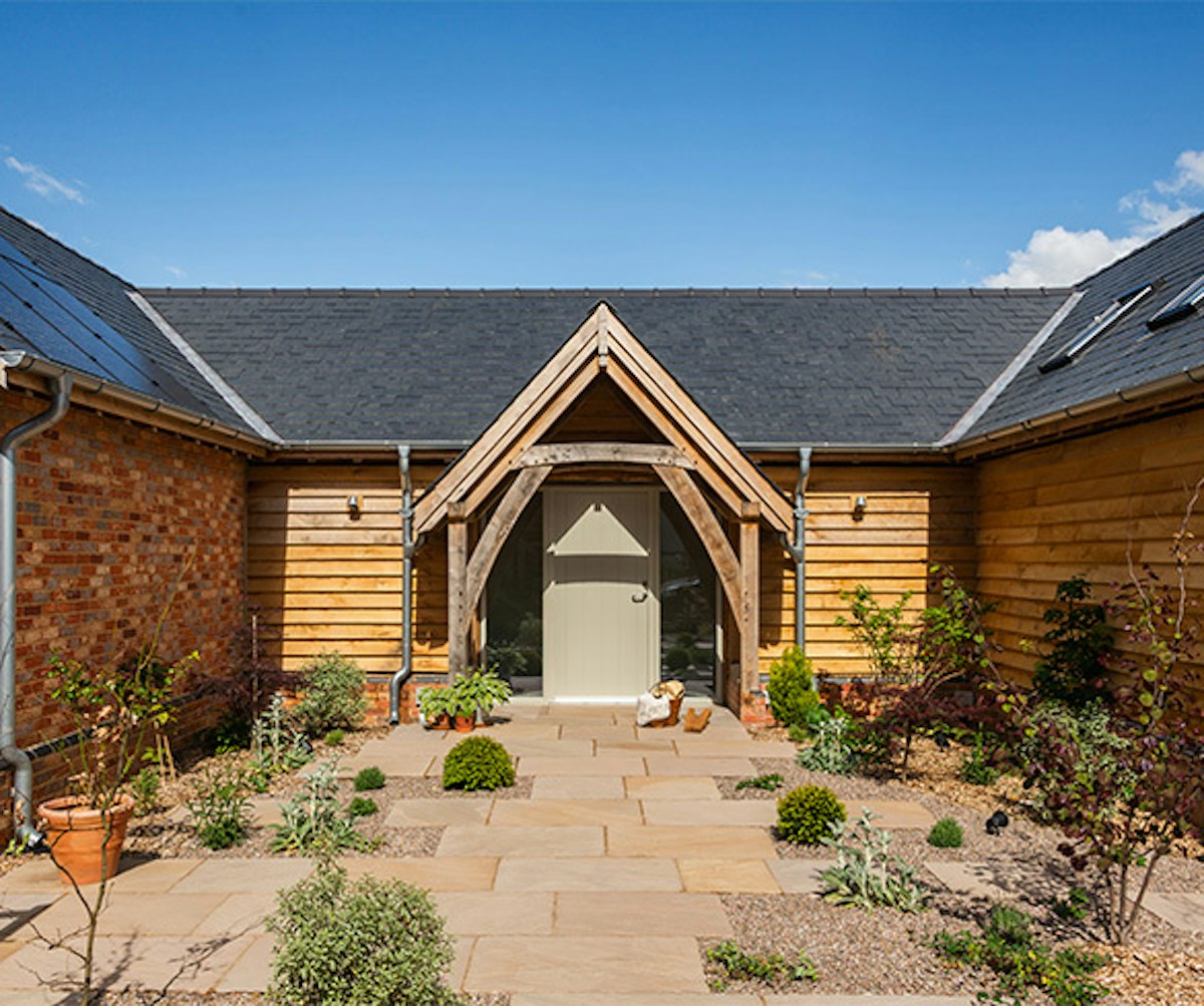 2529 54 Oakwrights Mark Watts content