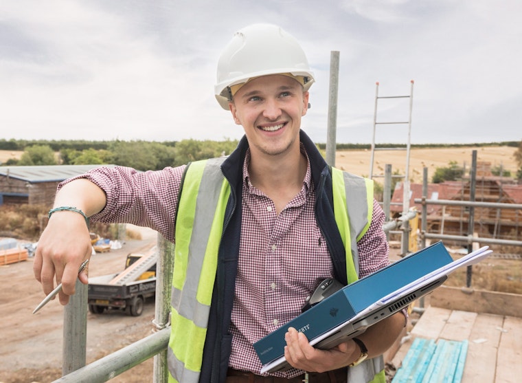 Oakwrights builder on site